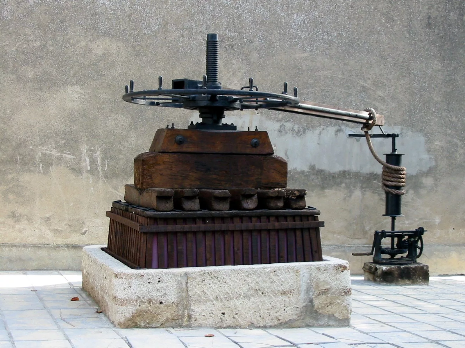 Pressoir Cunh 01