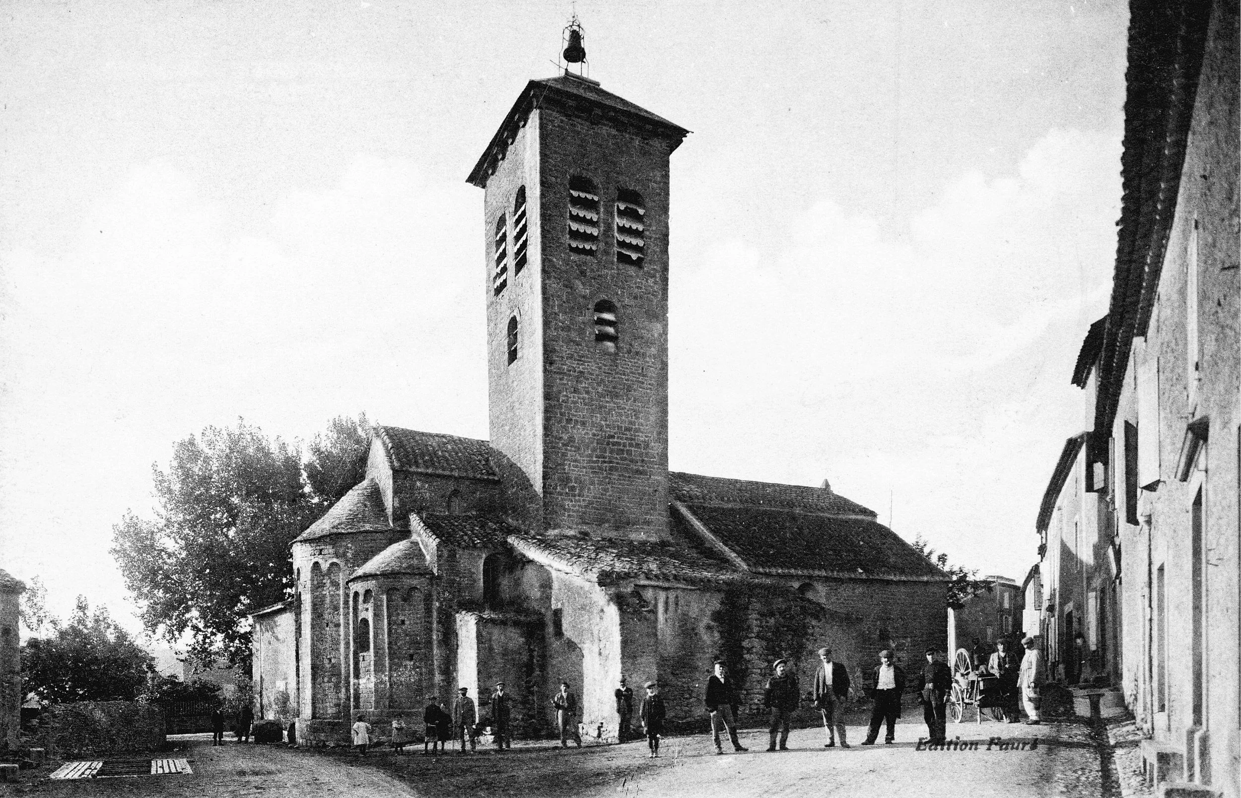 Église vue de côté