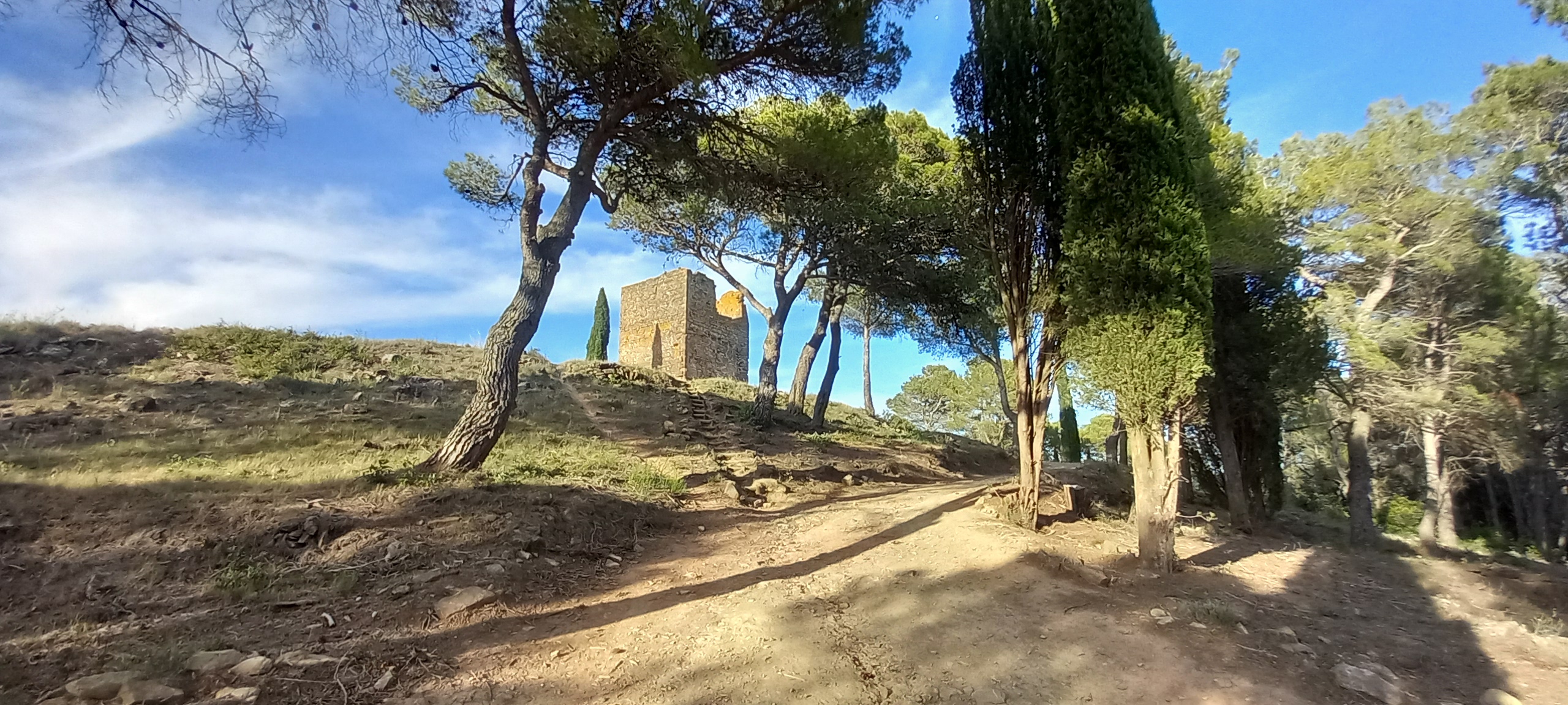 Tour d'Escales